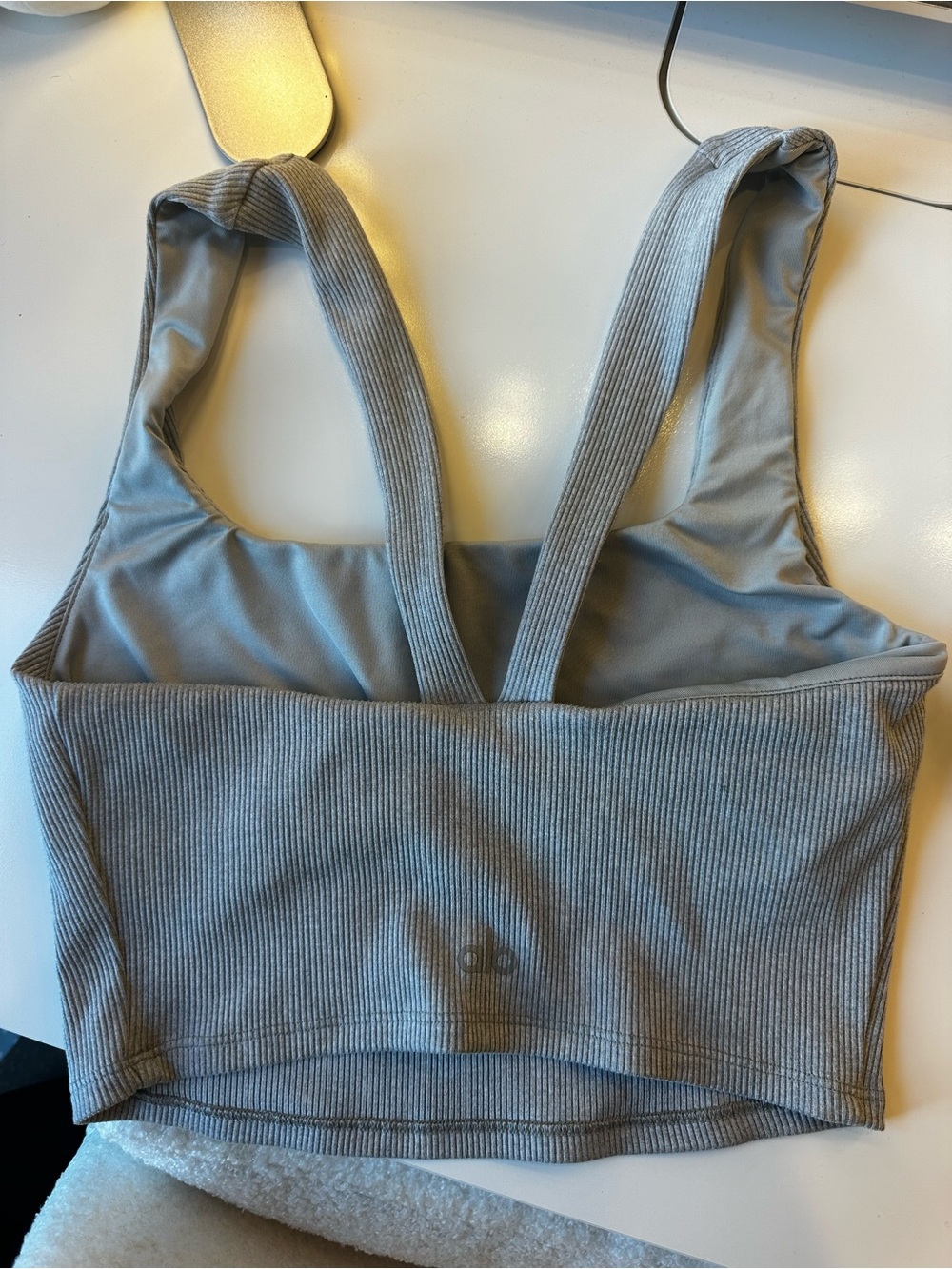 ALO Ribbed Crop Tank - Picture 2 of 3